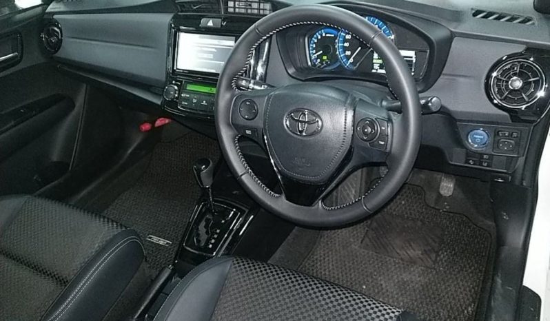 Toyota Fielder Hybrid WXB Pearl 2017 full